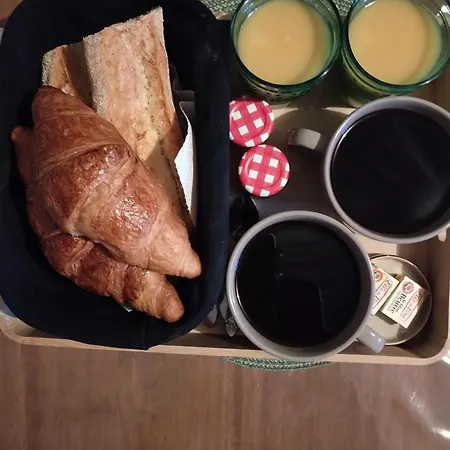 Chez Pam Et David Nocleg ze śniadaniem Saint-Maixent-lʼÉcole